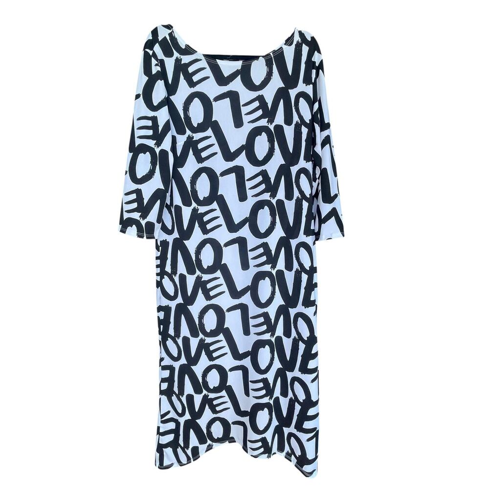 Love‎ Graphic Dress Womens Medium Long Sleeve Midi Casual Art Print